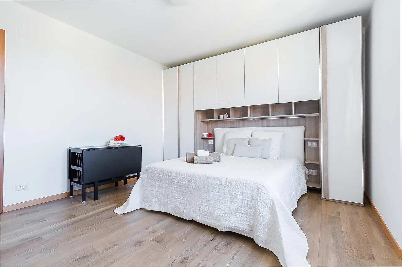 Alessia'S Flat - Sarpi 2 Apartment Milan